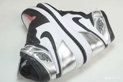 HIGH WMNS BOX) AIR OG (RED TOE” JORDAN 1 “SILVER 0811